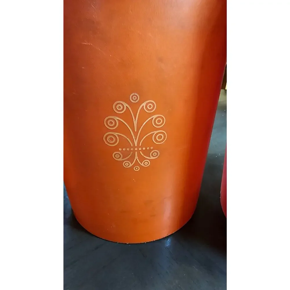 14 piece vintage orange Tupperware canisters- 6 complete‎ and 2 scoops